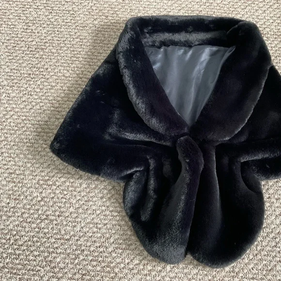 Faux Mink Fur Stole Shawl Wrap - Picture 4 of 13